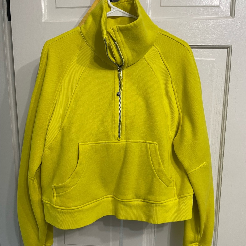 Lululemon Scuba oversized half zip crop pullover yellow, M/L